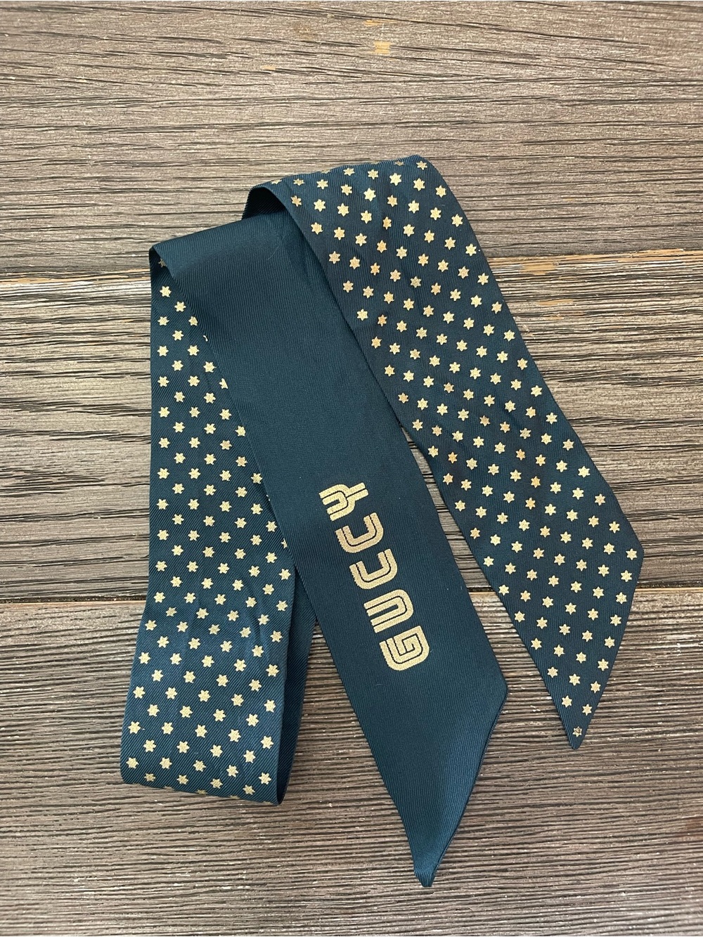 Gucci Guccy Blue/Green & Gold Star Silk Twilly